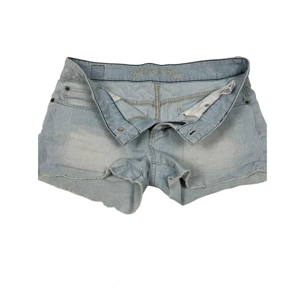 Y2K‎ American Eagle Low Rise Pinstripe Denim Shorts Womens Size 6 Blue